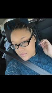 Che Moore 🥰. This from from hot pink glitter and my crystal 😘. I got  powers in my hands ‼️