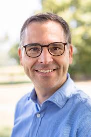 Wegweiser und Kompass