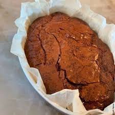 La Recette Du Brownie Aux Noix De Pecan Caramelisees De Cyril Lignac Brownie Noix Recette Cyril Lignac Noix De Pecan