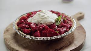 Both hibiscus flowers and honeycomb are edible and are perfect ingredients to surprise your family and friends this holiday season by preparing canning is a great preservation technique to prepare and gift homemade food items. Wanderlust Hibiscus Strawberry Rhubarb Pie With Kefir Whipped Cream