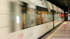 At least 43 people were killed and more than ten were seriously injured. Acuerdo Entre Los Acusados Por El Accidente De Metro De Valencia Y La Fiscalia Rtve Es
