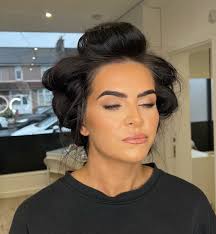 Chloe Stevenson (@chloestevensonmua) • Instagram photos and videos