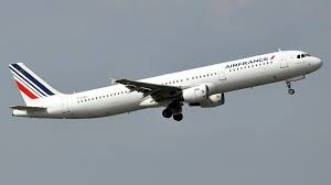 Des Passagers D Un Vol Air France Verbalises Pour Non Port Du Masque De Protection Avionslegendaires Net