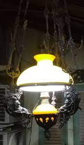 Rumah yang dulu berdinding anyaman dari bambu, kini semakin besar dengan dinding bata dan berlantai dua. Jual Lampu Gantung Jadul Vintage Jaman Belanda Jakarta Barat Barangkesukaan Tokopedia