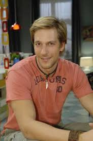 Le froid arrive, la porte d'entrée de tim & léna sera fermée pendant les marchés du vendredi matin. Moritz Demand Gzsz Wiki Gute Zeiten Schlechte Zeiten