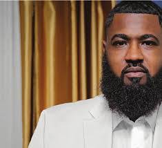 Betsy Trimble's Instagram, Twitter & Facebook