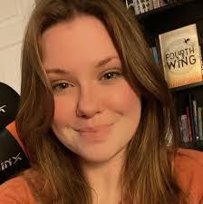 Tina Edson's Instagram, Twitter & Facebook