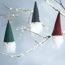 Gnome Ornaments Diy Ornaments Unique Ornaments Christmas Arts And Crafts Felt Crafts Christmas Holiday Art Projects