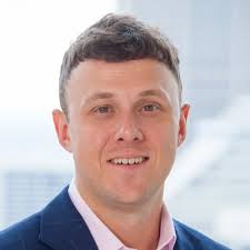 Simon Rees's Instagram, Twitter & Facebook