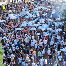 Cablevisión flow el servicio de cablevisión, el cableoperador con más clientes en todos los partidos de la superliga argentina son transmitidos en vivo. La Gente De Racing Presente Banderazo Antes Del Partido