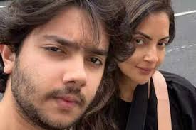 Trisha Krishnan's revelations about her marriage plans get a quirky  reaction from Kamal Haasan: 'Even if he doesn't come...'