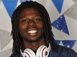 California City Residents Demand Answers After Black Man Found Hanging From  Tree