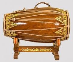 17 alat musik tradisional indonesia beserta asal daerah gambar. 50 Nama Alat Musik Tradisional Indonesia Beserta Daerah Asalnya Musiktrumper