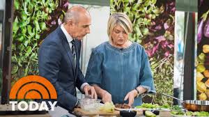 This year we're thankful for martha stewart's collaboration with marley spoon for bringing us the easiest thanksgiving feast ever. Martha Stewart Makes Seasonal Veggie Appetizers For Fall Today Youtube
