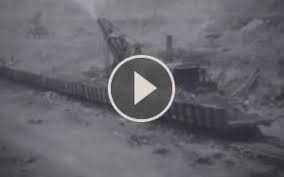 Die vereinigten staaten haben panama dabei geholfen, seine unabhängigkeit von kolumbien zu erlangen, und im gegenzug erhielt es rechte über die kanalzone. Bauforum24 Tv Video Bau Des Panamakanals Usa 1912 Historische Baufilme Baumaschinen Baumaschinen Bau Forum Bauforum24