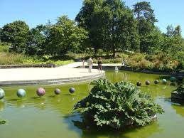 If you are driving to au jardin des plantes, free parking is available. Jardin Des Plantes Comite Des Parcs Et Jardins De France