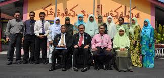 Modul sempoi biologi tingkatan 4 zulkarnain bin jamaluddin edisi murid modifikasi mengikut perubahan pendidikan masa kini cetakan pertama 2015 nama Lawatan Pegawai Dari Ppd Kluang Serikgrenggam