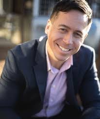 Sonja Leonard's Instagram, Twitter & Facebook