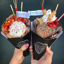 Drool Worthy Boozy Ice Cream Fun Desserts Bubble Waffle