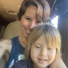 Has anyone noticed a drop in non-migratory birds?