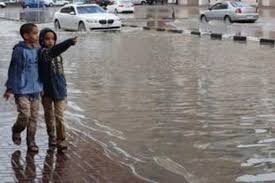 Anda seharusnya tidak pernah menghindari masalah ini, hadapi saja karena itu adalah pilihan terbaik. Hujan Deras Dan Banjir Landa Uea Dan Arab Saudi