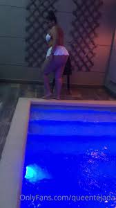 Watch online laura tejada aka queentejada - 09-04-2021 OnlyFans Video - Ven  ayúdame a quitarme la ropa on X-video