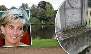 Google maps has captured the official burial site of the people's princess more than 20 years after she died in a paris car crash. Shocking State Of Princess Diana S Island Grave On The 18th Anniversary Of Her Death Uk News Express Co Uk