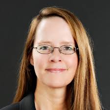 Laura Fryer's Instagram, Twitter & Facebook