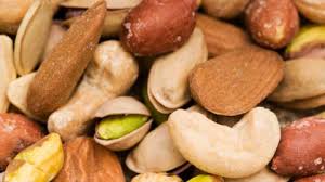 Les Effets Incroyables Des Fruits Secs Nutrition Food Food And Drink