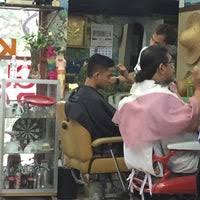 Kalau pg sebut kedai gunting rambut mr_barbershop66, pg takut orang tak kenal jangan lupa singgah ke kedai gunting rambut mr_barbershop66, di pekan tanjung aru, kota kinabalu sabah. Kedai Gunting Rambut Hassim Salon Barbershop