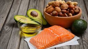 No entanto, a qualidade e quantidade de ômega 3 nesses alimentos ainda é pequena, sendo importante manter o consumo de alimentos naturalmente ricos nesse nutriente, como salmão, sardinha, atum, linhaça e chia, que devem ser consumidos pelo menos 2 vezes por semana. Omega 3 Acidi Grassi Essenziali Benefici Alimenti Ricchi Di Omega3