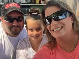 Kerry Wilcox (@shoppingkerry)