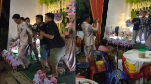 Memang hari untuk gawe semua nya baik , namun dari 365 hari dalam satu tahun tentunya ada yang lebih baik. Viral Video Pengantin Pria Jadi Fotografer Dadakan Berawal Dari Prank Sang Teman Begini Kisahnya Tribunnews Com Mobile