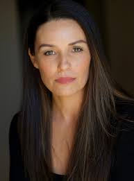 Annie Busby's Instagram, Twitter & Facebook