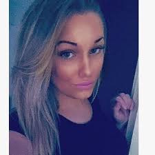 Wanda Bolin (@waandaabolin)