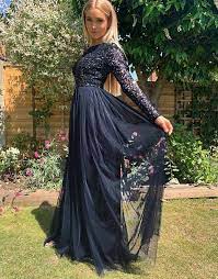 Scopri la collezione asos di abiti da sposa e la nostra selezione di abiti da cerimonia, perfetti per ospiti, testimoni di nozze e damigelle. Vestiti Cerimonia Vestiti Cerimonia Lunghi Corti Asos