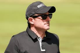 Tiger anuncia por sorpresa que fue operado por 5ª vez de su rodilla  izquierda y estará 2 meses de baja