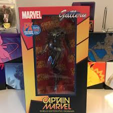 Captain Marvel San Diego Comic Con Exclusive Figurines & Knick knacks