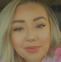 Megan Padgett's Instagram, Twitter & Facebook