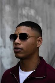 Young Ellens draagt album op aan overleden vader: "Wil respect naar hem  uitdragen"