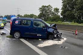 Klartext Ne Rhein Kreis Nachrichten Feuerwehr Unfall Autobahnpolizei