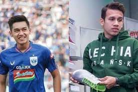 Gaya rambut pendek pria slick back undercut termasuk salah satu model gaya rambut yang sagat digemari, karena mampu memberikan kesan maskulin dan rapi dalam penampilanmu. 10 Gaya Rambut Pemain Sepak Bola Indonesia Yang Keren