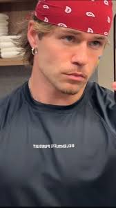 Vik White × Like that