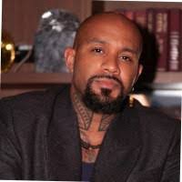 Darryl Morrow's Instagram, Twitter & Facebook