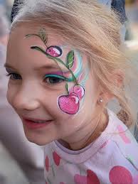 I had an awesome day at the Oshkosh Farmers Markets! 🌈🎉🩷🌼 Thank y'all  for visiting and waiting, I'll paint a bit faster next time! Shaking the  rust off See y'all again this