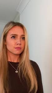 Nicole Leech's Instagram, Twitter & Facebook