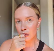 Bethany Fuller's Instagram, Twitter & Facebook