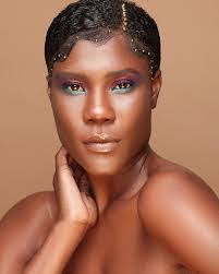 Tina Glaze's Instagram, Twitter & Facebook