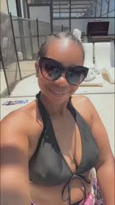 Livinnnn✨🥰🫶🏽*What if I told you that while vacationing here I earned a  bag! Could you work from here?👀🤔 We’re ready to put more ppl ON!!🤑 Drop  777 below or message me for more info!✈️✈️#TravelPlug ...