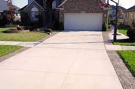 Folge deiner leidenschaft bei ebay! Asphalt Vs Concrete Driveways Which Is Right For You